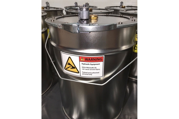 mainhydrolicsafetybucket.JPG