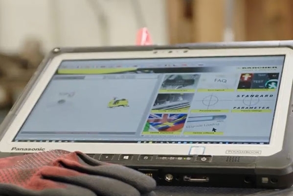 mmkortkarchertoughbook33panas.jpg